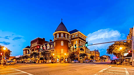 Windsor Hotel, Ascend Hotel Collection