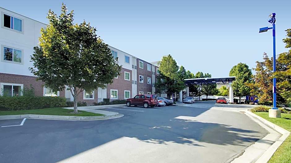 Motel 6 Lehi, UT - Thanksgiving Point