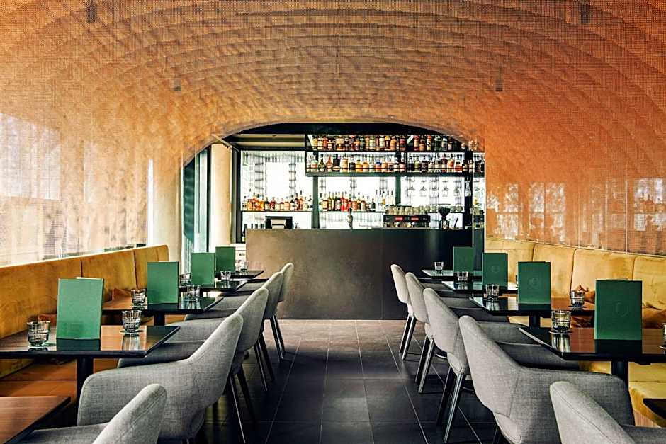 Quincy Hotel Melbourne