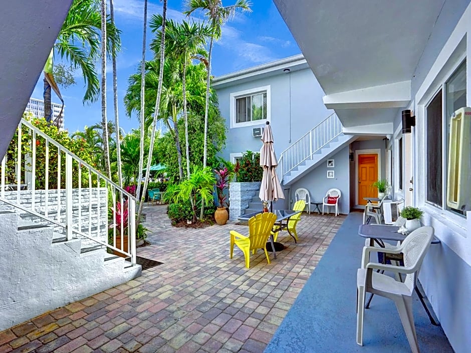Beach Tide Motel