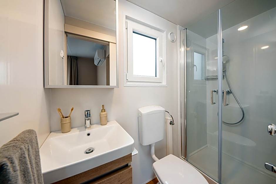 Mobile Homes Rapoća