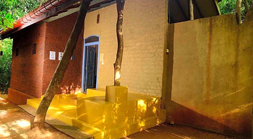 Back of Beyond Pidurangala