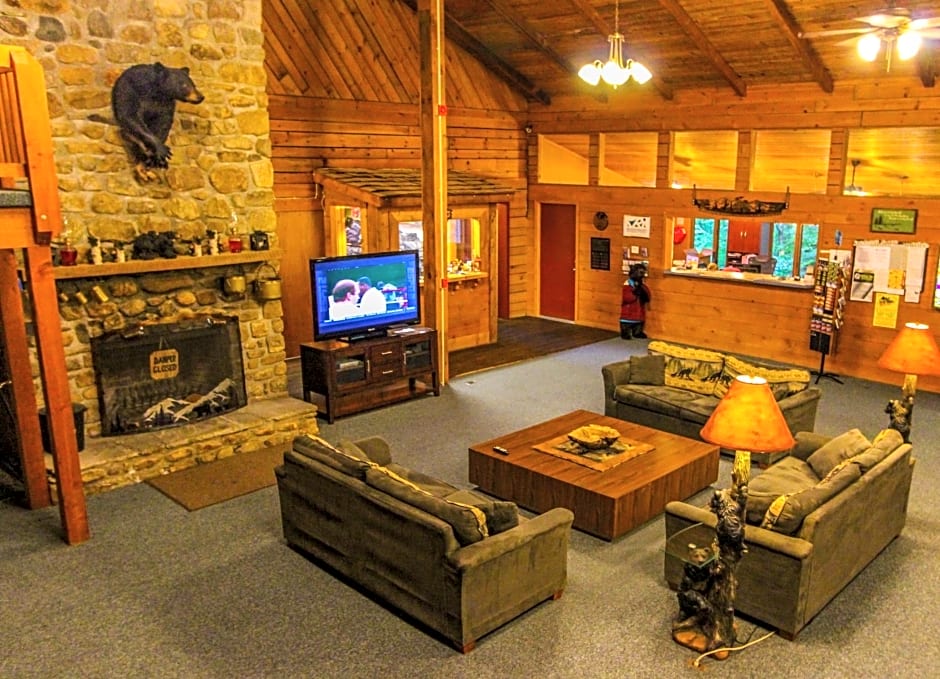 Smoketree Lodge by VRI Resort