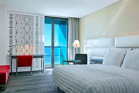 Premium Room, 1 Queen Bed