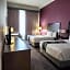 La Quinta Inn & Suites by Wyndham Dallas Grand Prairie North