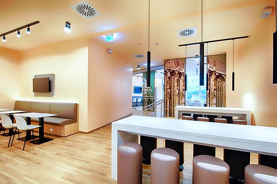 B&B Hotel Aachen-City