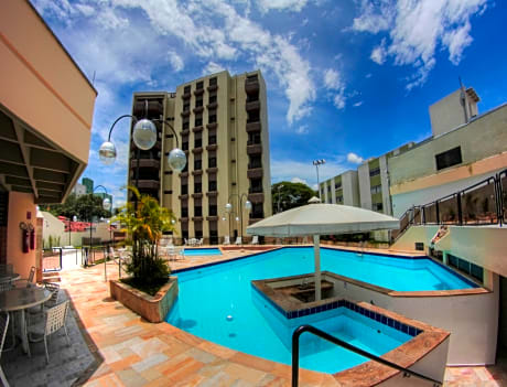 Hotel Ema Palace