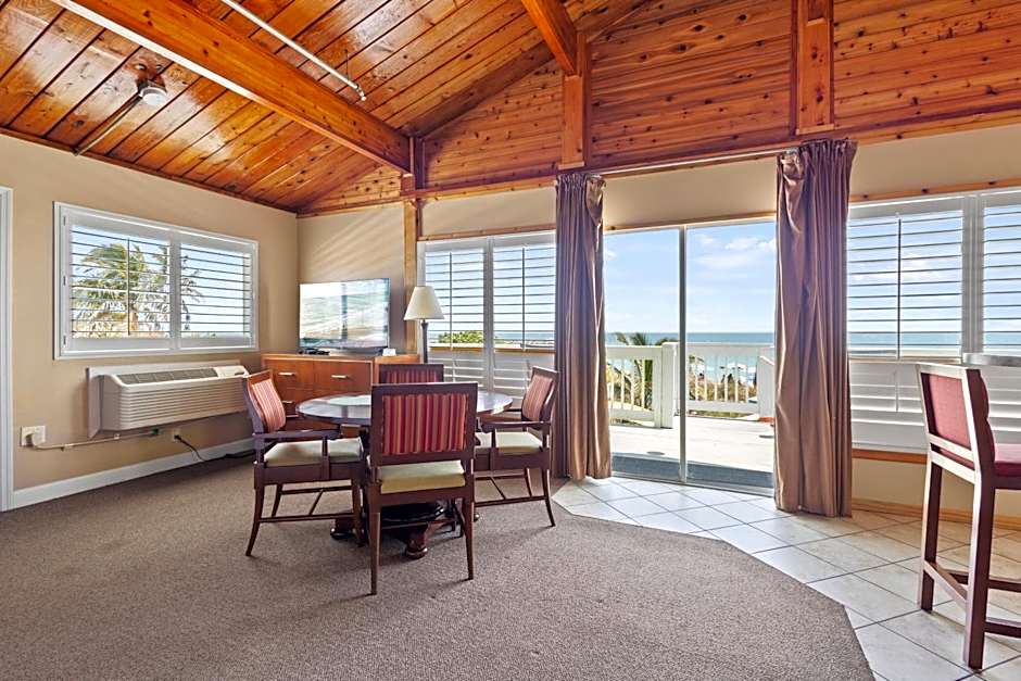 Oceanfront Inn Suite, Ocean and Inlet Views, King Bed, #12