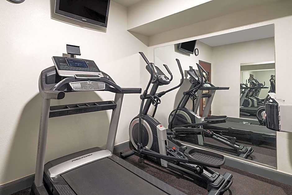 Ramada by Wyndham Locust Grove