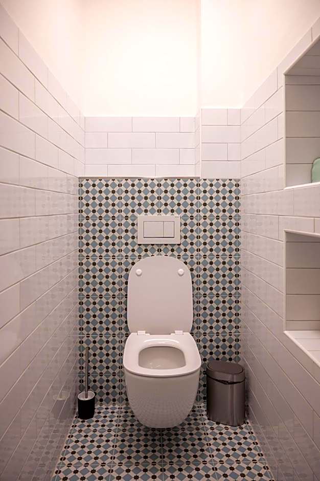 ART Hostel & Apartments