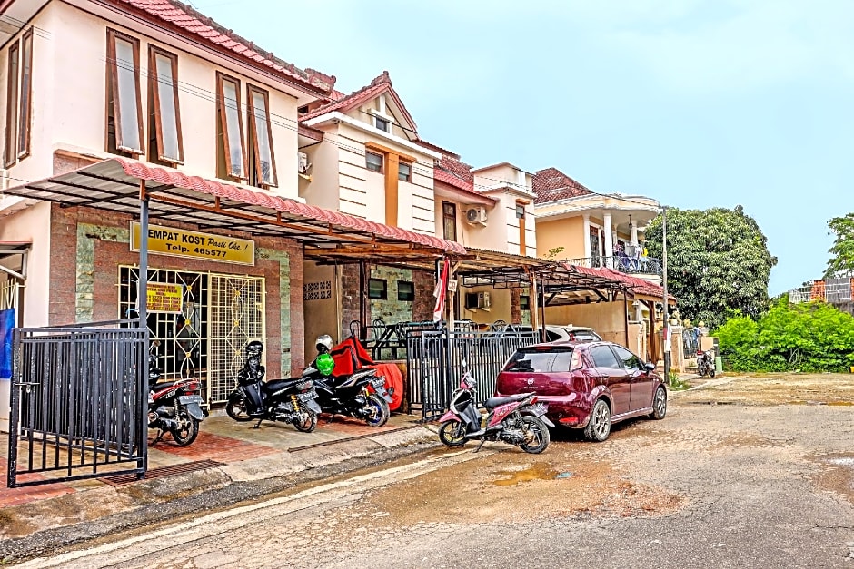 OYO 91636 Kak Dadut Homestay