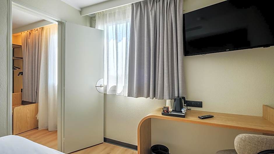 Campanile PRIME - Nice Airport