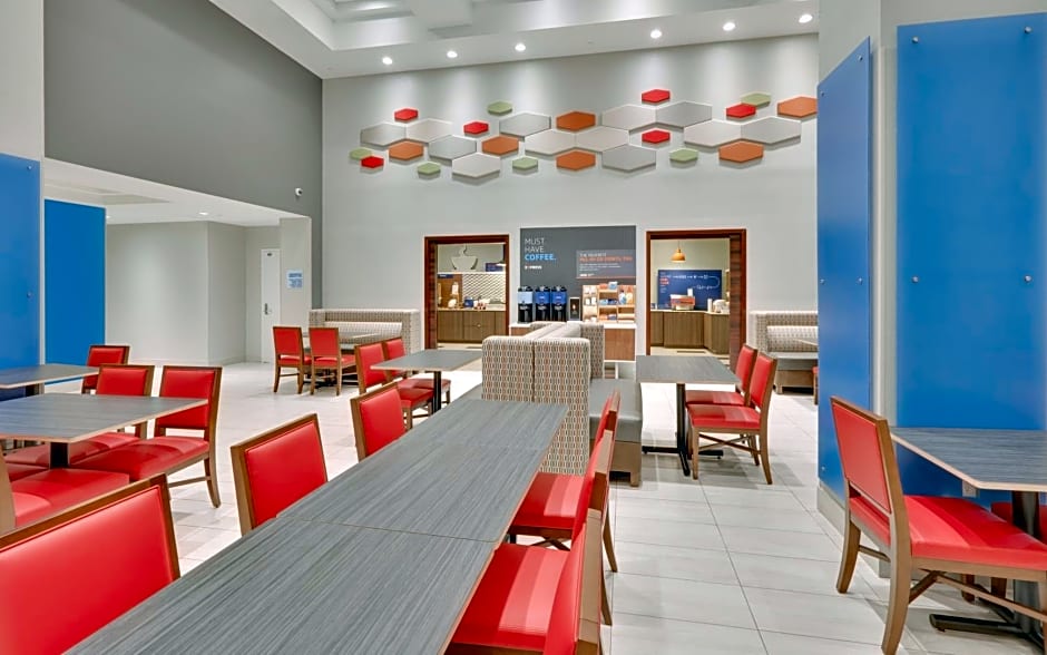 Holiday Inn Express Hotel & Suites - Irving Convention Center - Las Colinas, an IHG Hotel