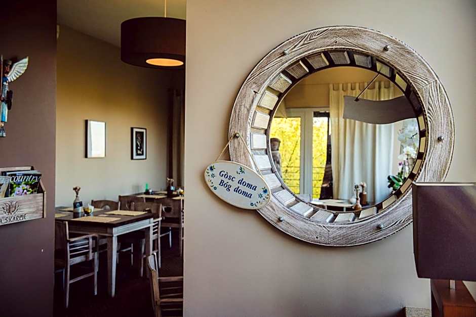 Hotel Na Skarpie - Charzykowy