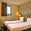 Kyriad Chantilly Hotel