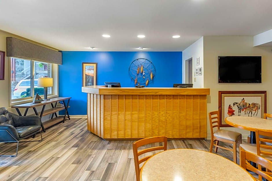 Econo Lodge Cherokee Near River Park