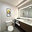 Comfort Inn & Suites Sturbridge-Brimfield