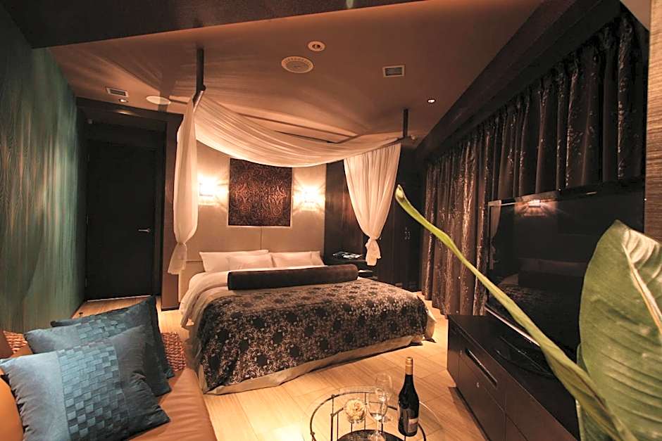 Hotel VARKIN