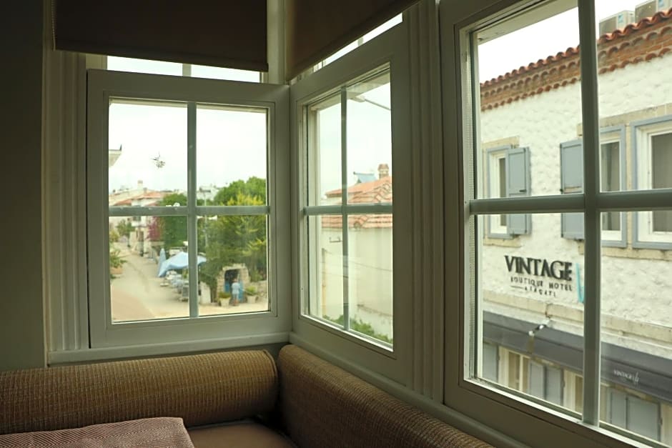 Monk Hotel Alaçatı
