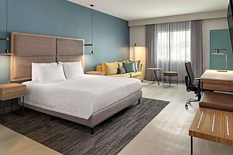 Superior Room, 1 King Bed with Sofa bed (1 King Bed and 1 Double Sofa Bed)