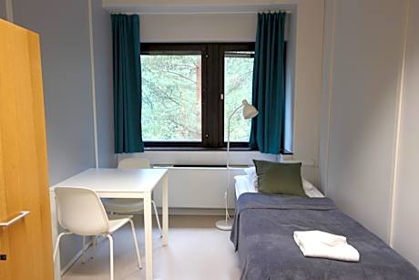 Single Room with Shared Bathroom