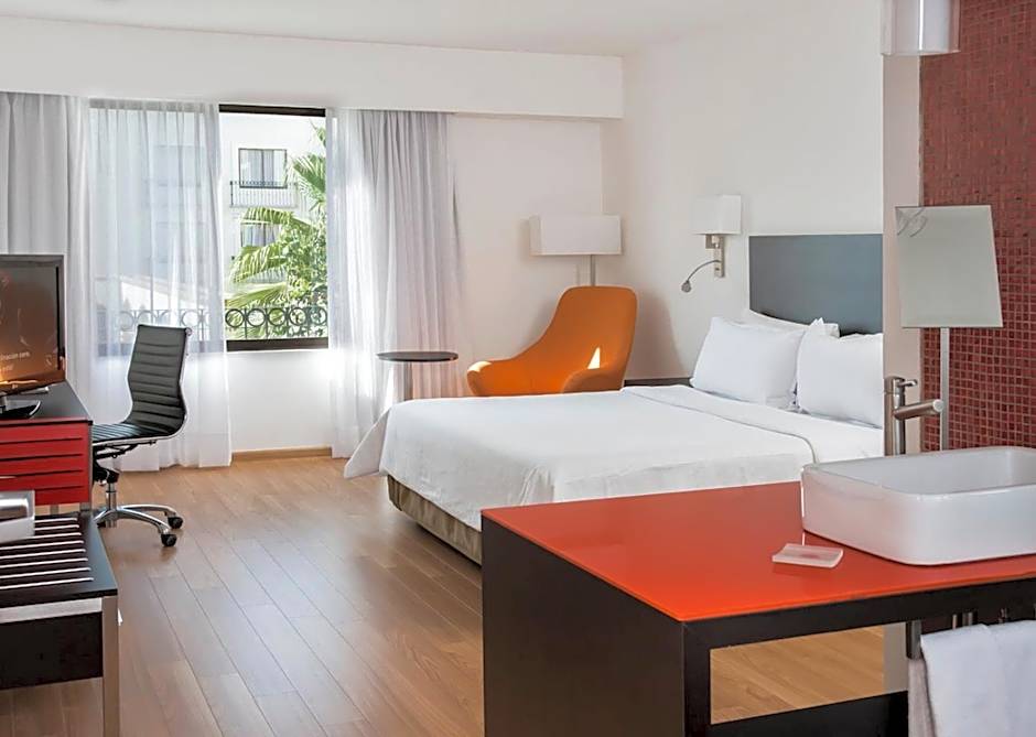 Fiesta Inn Queretaro