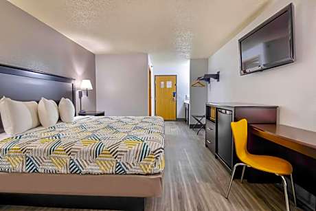 Deluxe Double Room - Non-Smoking