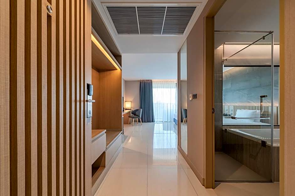 Mandarin Eastville, Pattaya - SHA Extra Plus