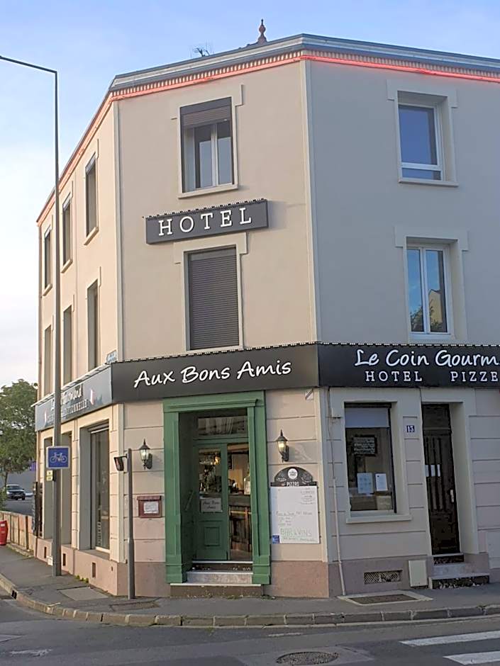Hotel Aux Bons Amis