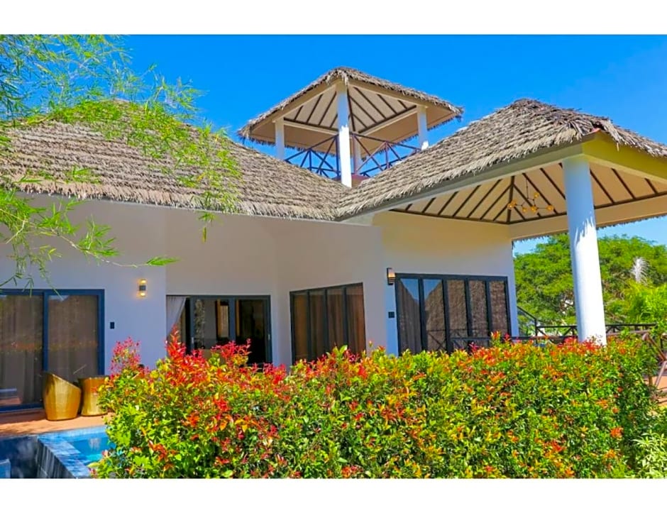 Safari Hotel and Villas powered by Cocotel