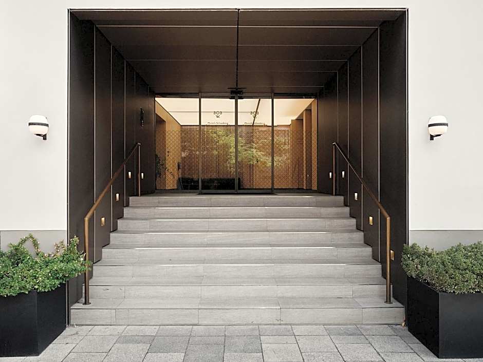 Bob W Munich Schwabing