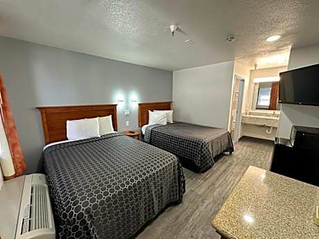 Two Double Beds - Non-Smoking