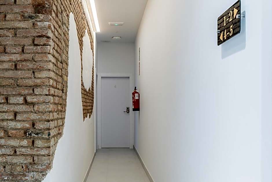 Marvellous Apt with a Large Private Terrace