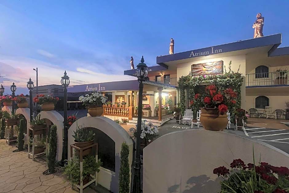 Atrium Inn
