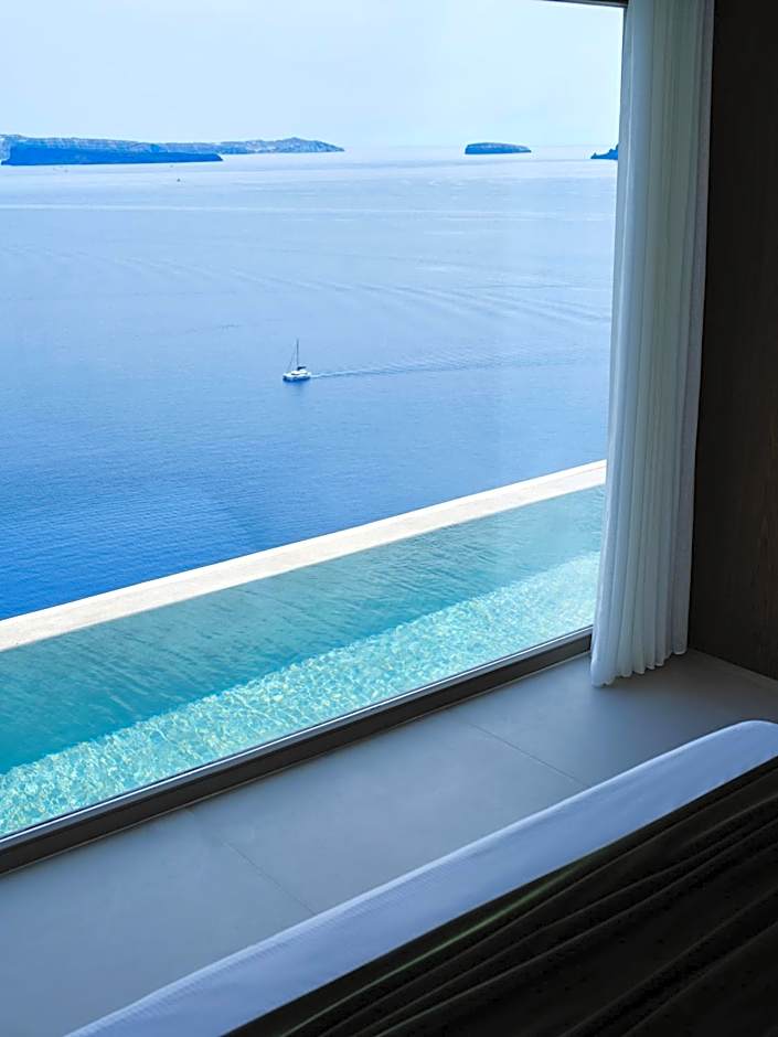 Andronis Luxury Suites