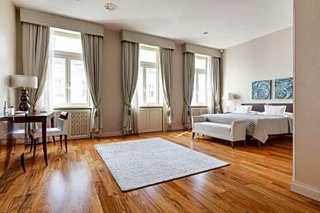 Luxury Apartment