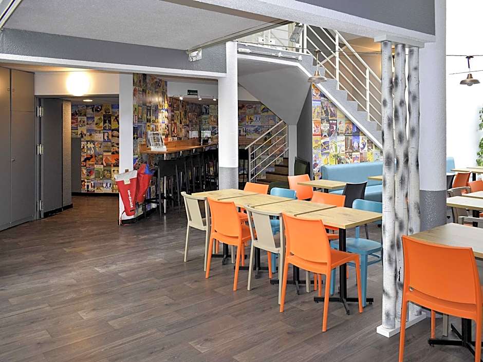 HotelF1 Bourges Le Subdray