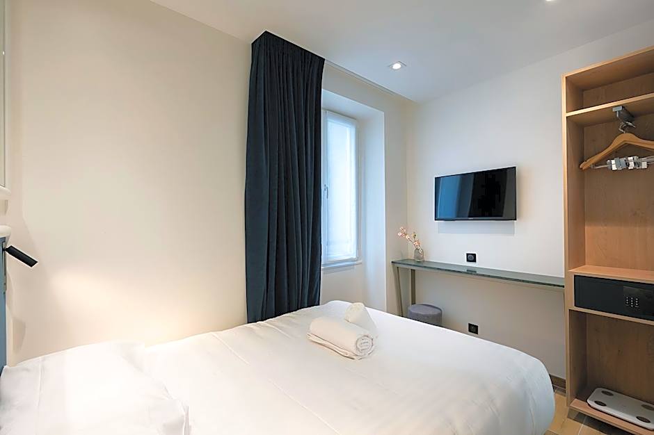 HOTEL AU COEUR DES ARTS ET METIERS