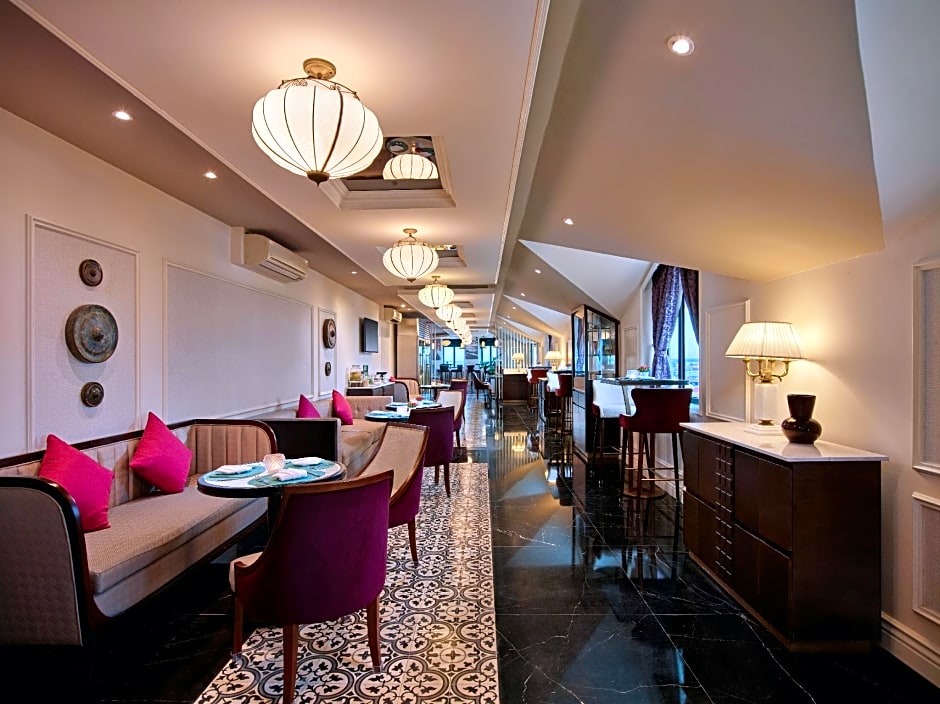 Hotel Royal Hoi An Mgallery