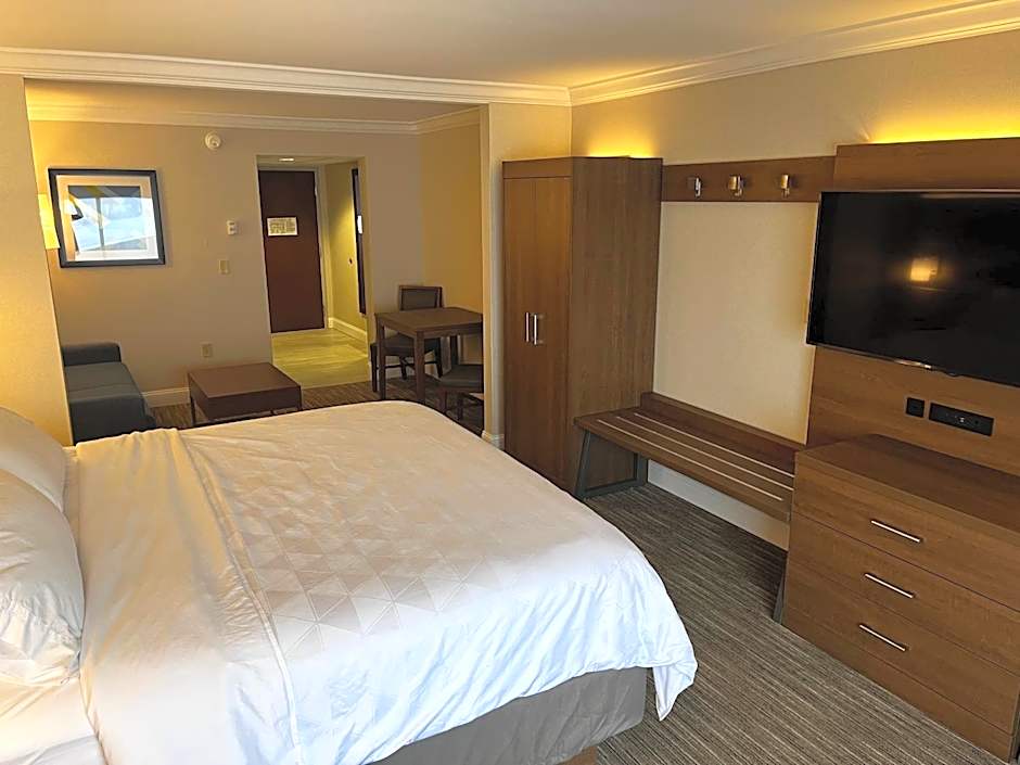 Holiday Inn Express Hotel & Suites Williamsport By IHG
