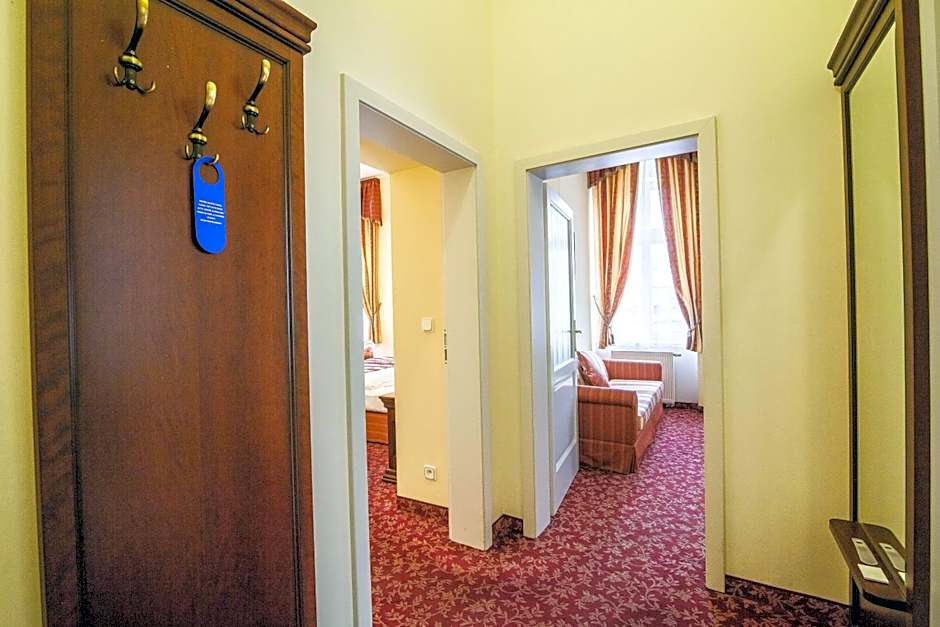 Hotel Ontario