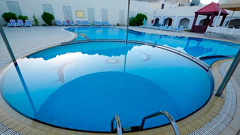 Falaj Daris Hotel