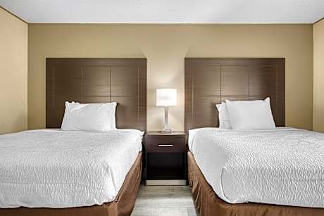 Queen Room with Two Queen Beds - Non-Smoking