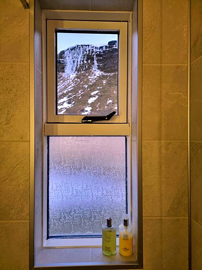 Litla-Hof Guesthouse