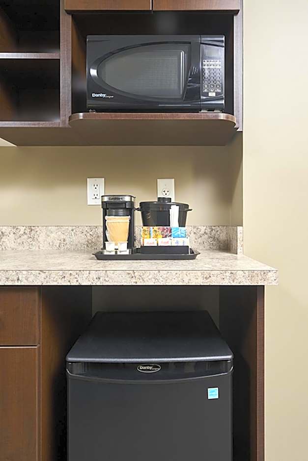 CANAD INNS DESTINATION CENTRE TRANSCONA
