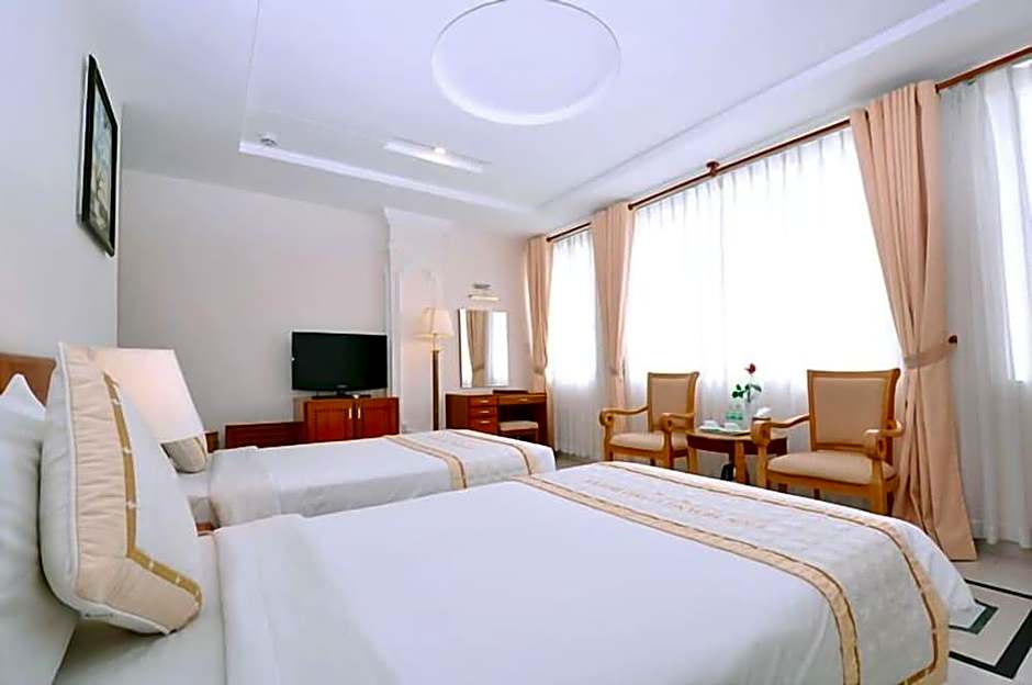 Tan Hoang Long Hotel Nguyen Van Cu