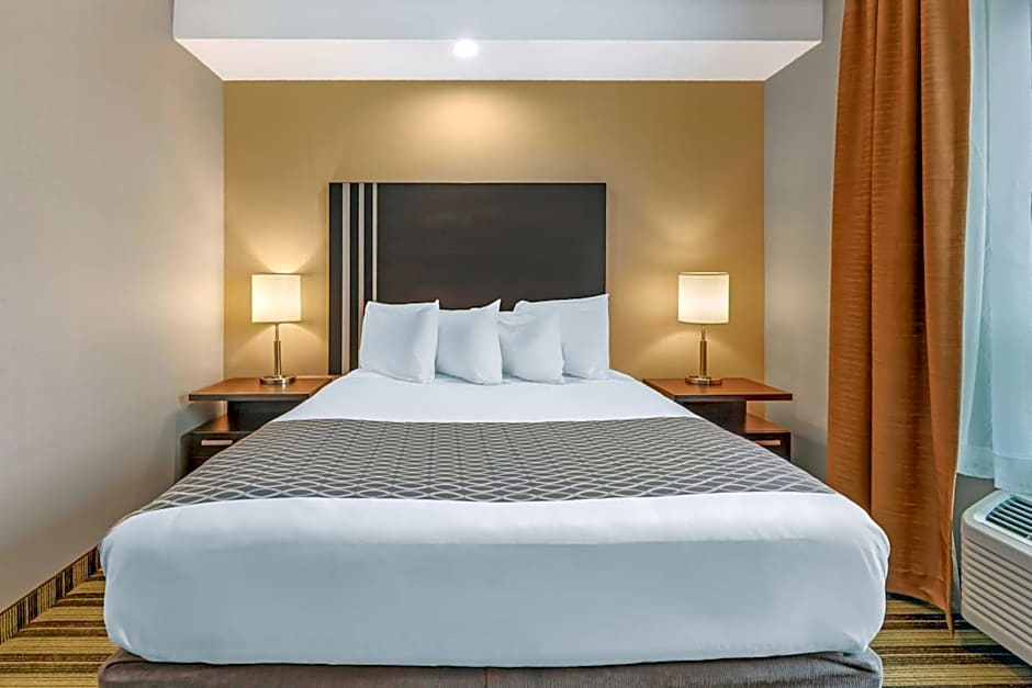 Best Western Plus Drayton Valley