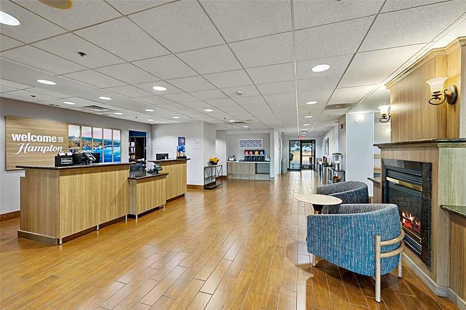 Hampton Inn By Hilton And Suites Madera