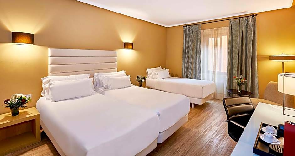 NH Collection Caceres Palacio de Oquendo