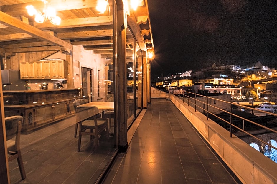 Sapphire Stone House